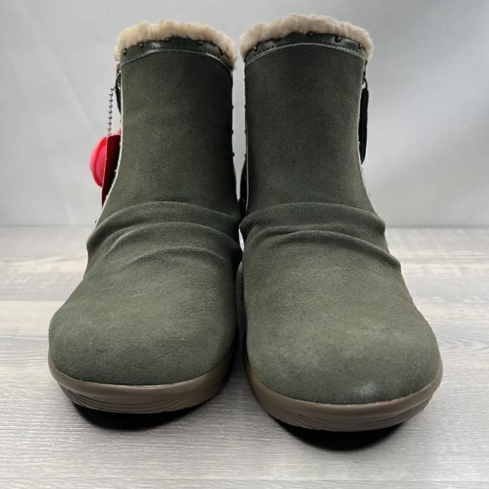 Skechers Olive suede Jumper Sweet Stud scrunch wedge booties NWT